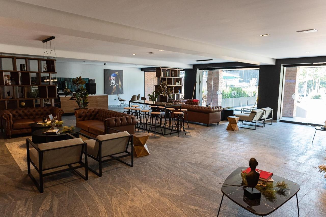 Fulton Business Luxury Hotel Guadalajara Kültér fotó